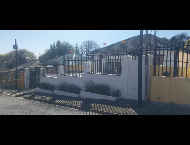 3 BEDROOM HOUSE FOR SALE IN KENSINGTON